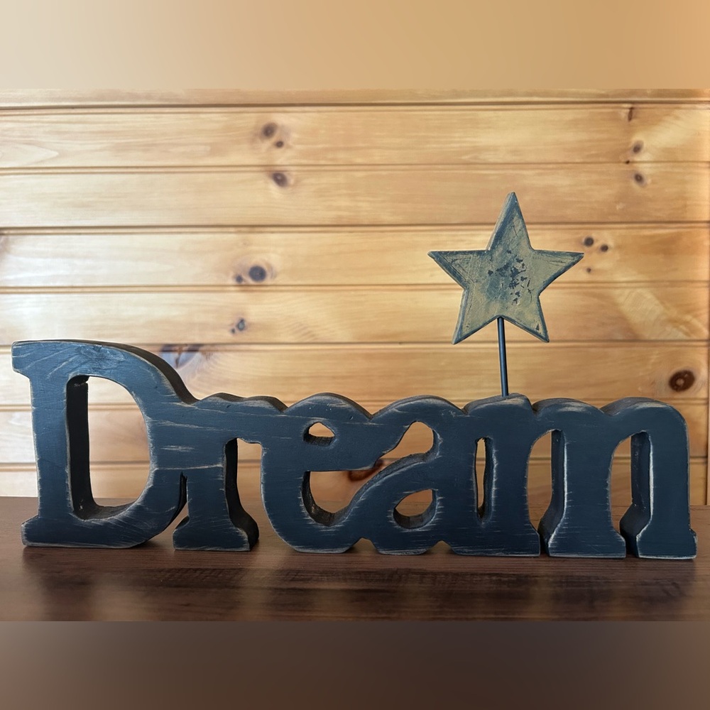 Primitive Farmhouse Wooden Accent Decor "Dream" with star